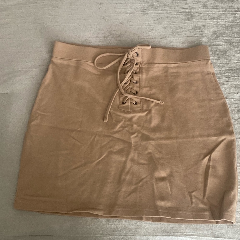 Forever 21 skirt